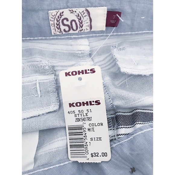 SO NWT Jr. Low Rise Striped Cuffed Hem Shorts - Picture 4 of 6